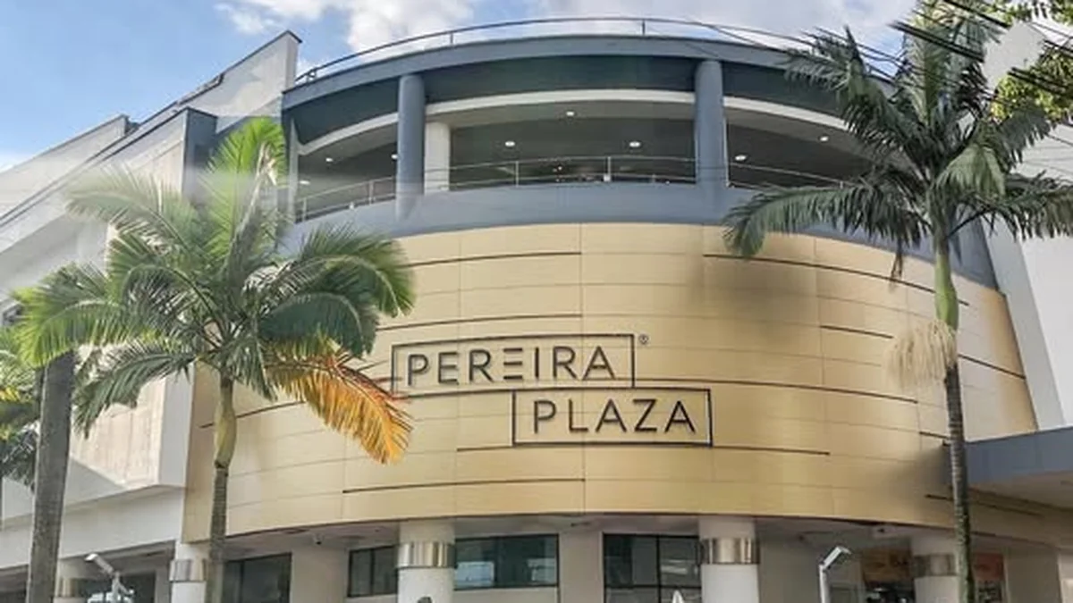 Fachada de Pereira Plaza